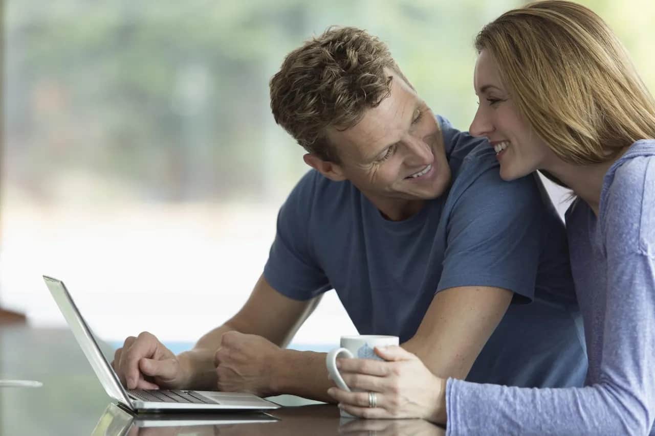 Wspólne rozliczenie PIT z małżonkiem: Czy zyskasz tysiące? Sprawdź!